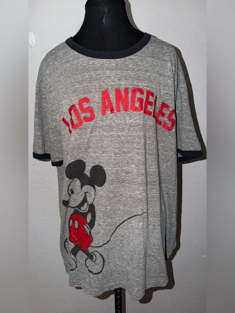 Disneyland Resort LOS ANGELES Mickey Mouse UNISEX Gray Ringer T Shirt Size XL